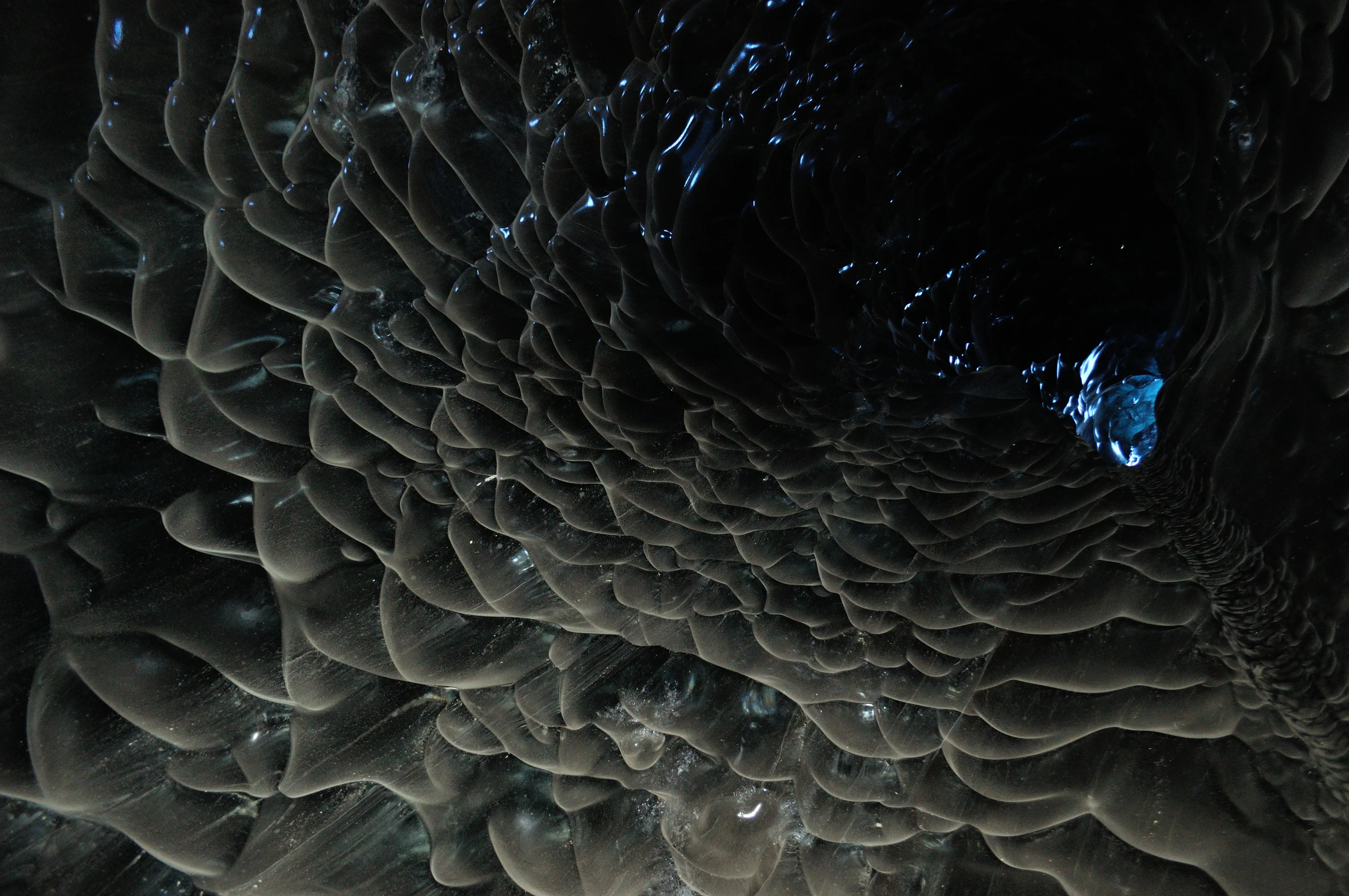 Ice texture in a glacial moulin.