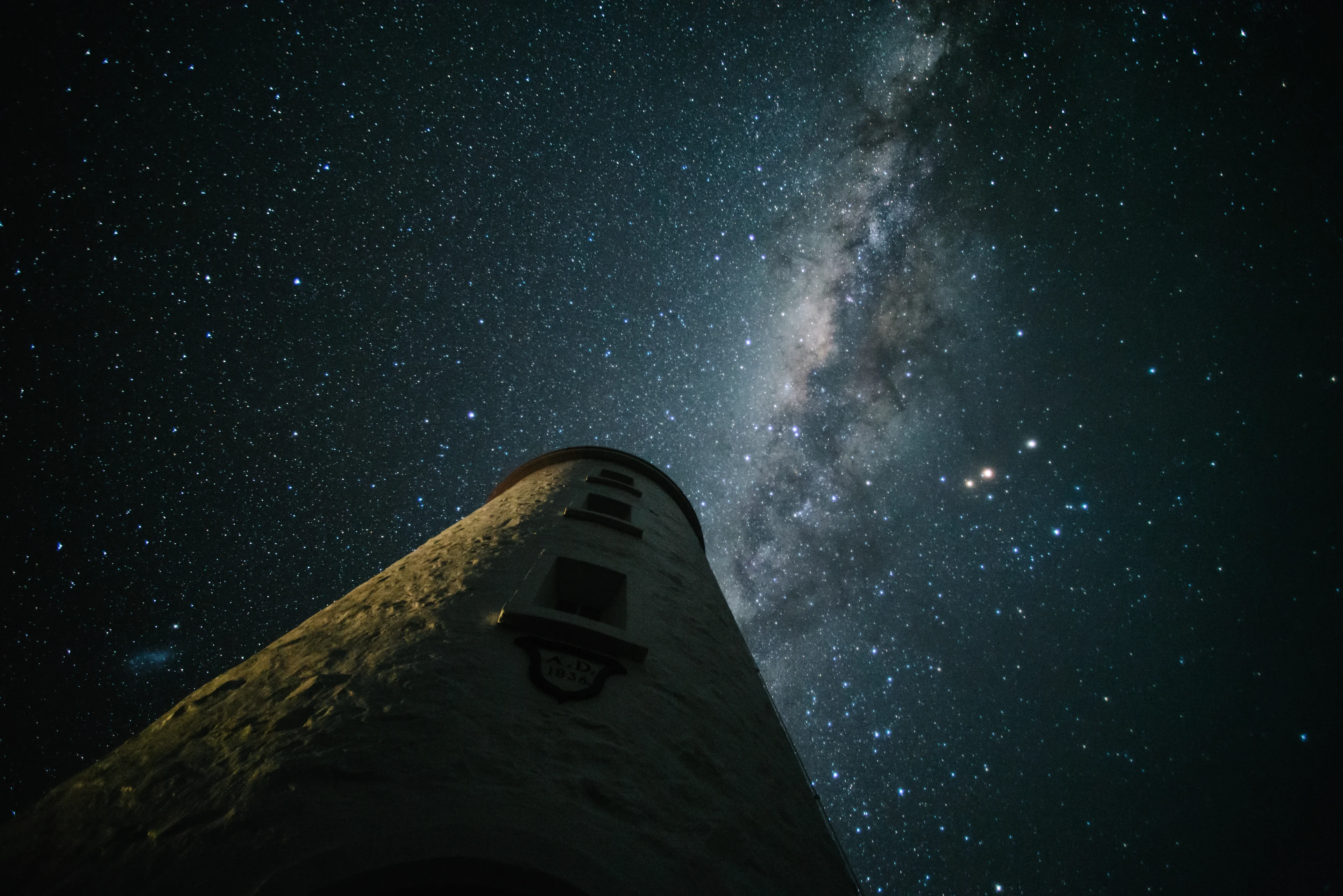 43°29'S 147°08'E - Meet me at the lighthouse
