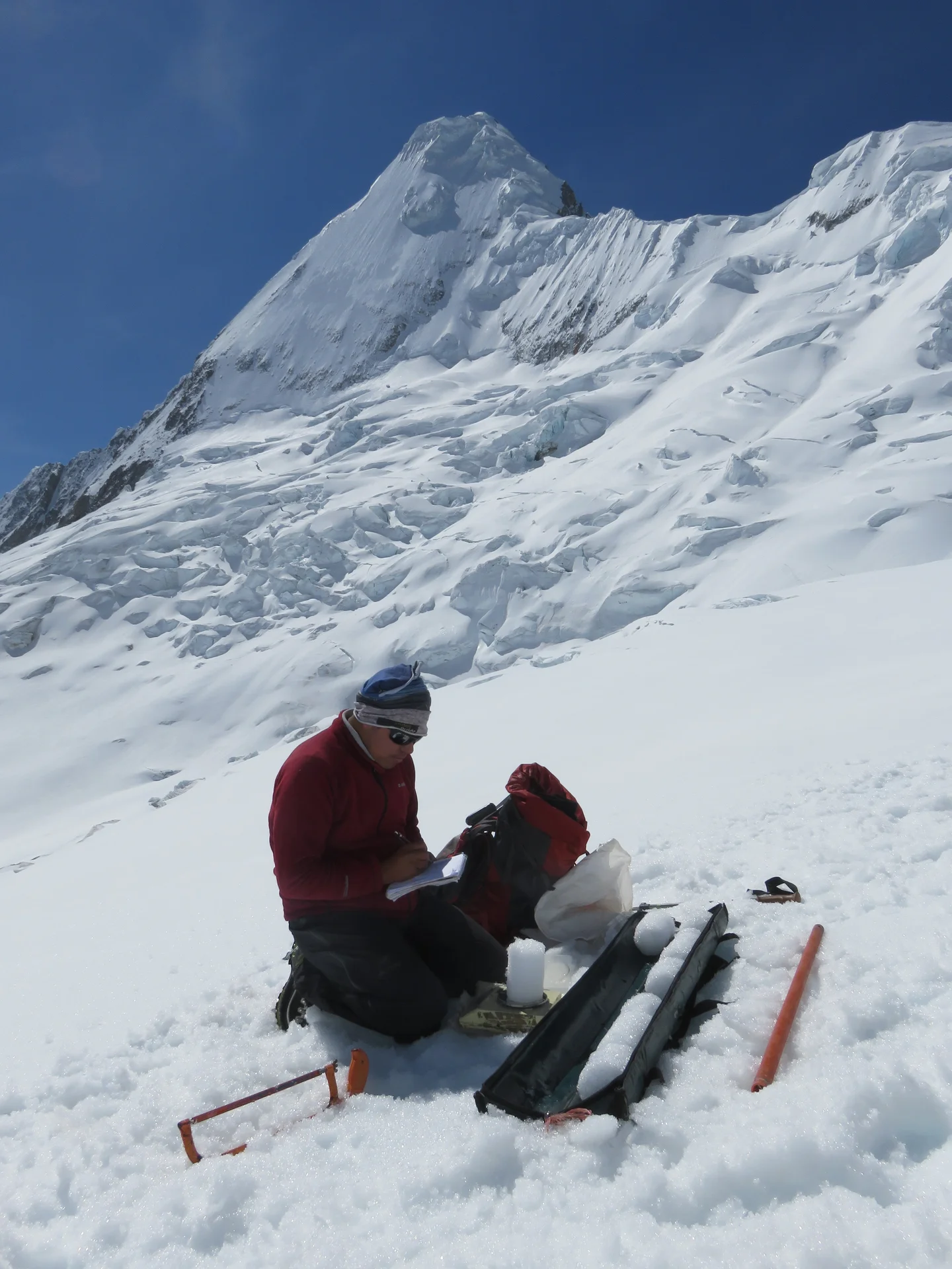 Balance de masa glaciar-glaciar Artesonraju-cordillera Blanca-Perú