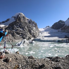 Monitoreo de la evolución glaciar-glaciar Chuecón-cordillera Central-Perú