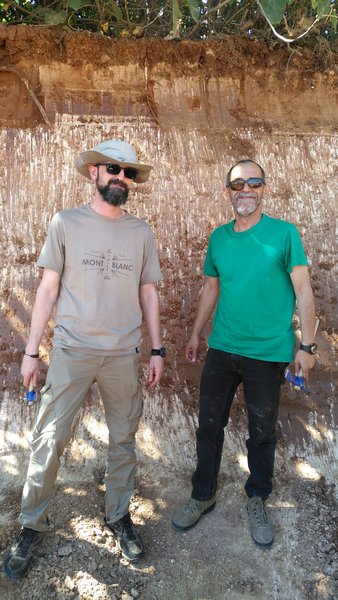 Soil scientists in action: Arturo and Pepe Plutonio