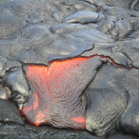 Active lava flow at Kīlauea east rift zone, Hawai'i
