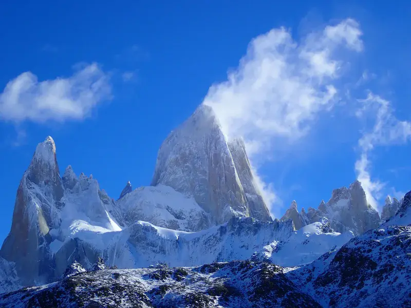 "Smokings" peaks of the Patagonian batholite