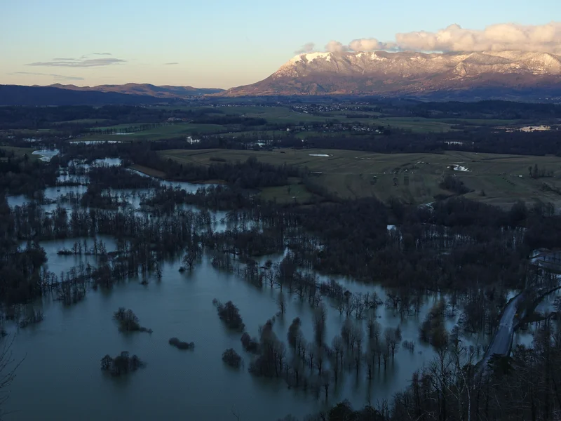 Sunrise over flooded Pivka basin