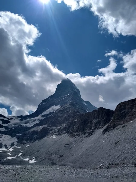 Matterhorn skyscraper playing hide and seek