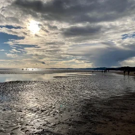 Low sun, lower tide.