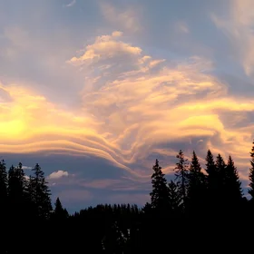 Evening Foehn Clouds