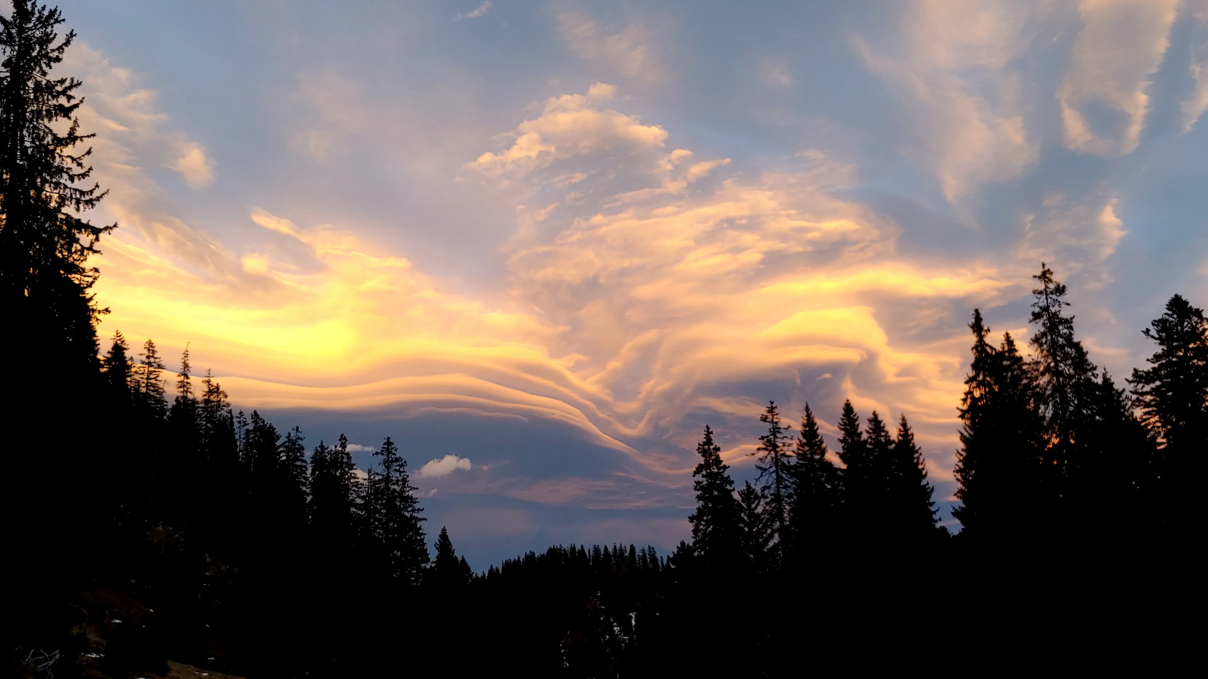 Evening Foehn Clouds