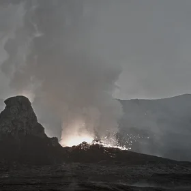 Lava spilling in Nyiragongos's crater