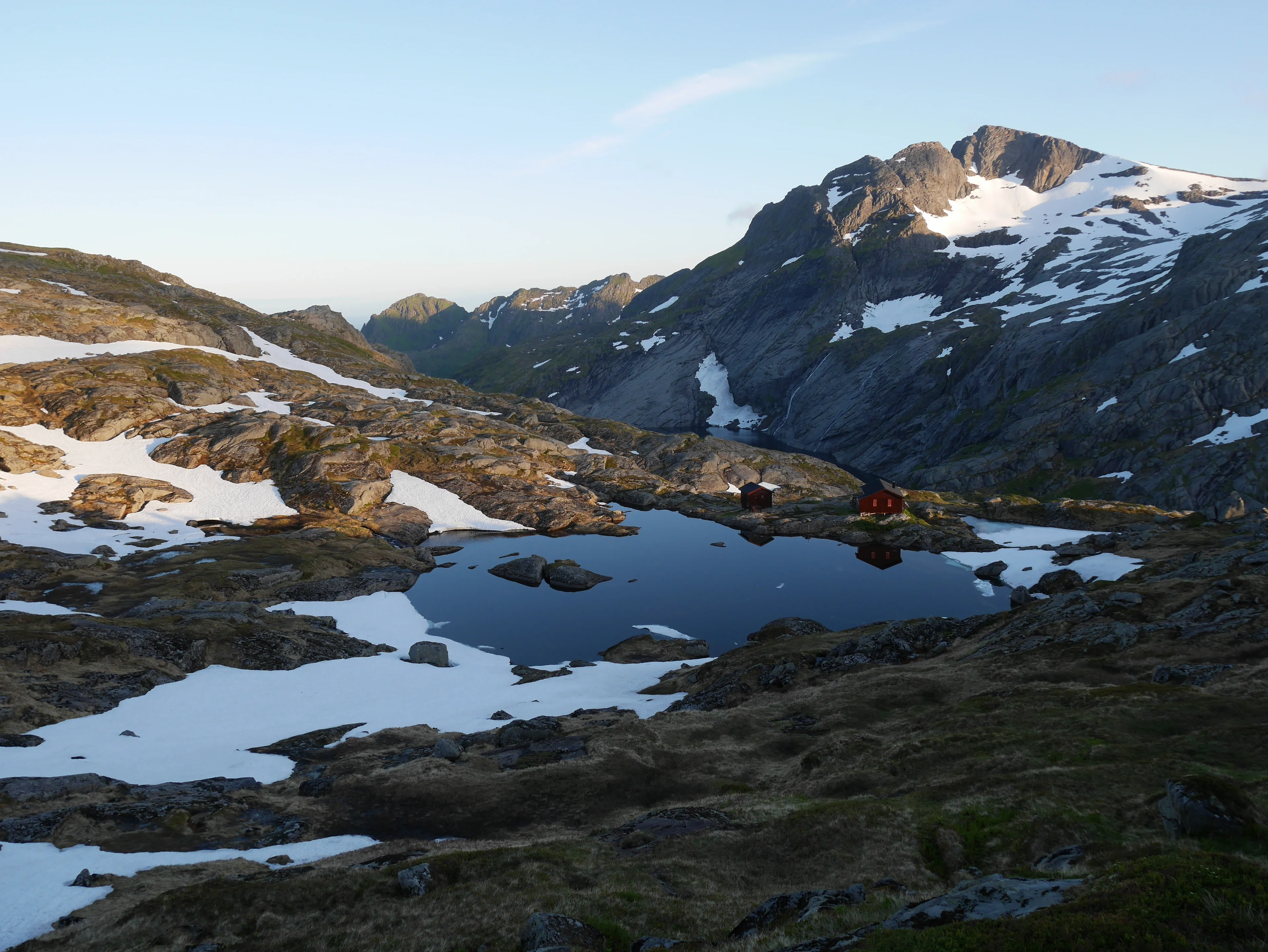 Calmness of the midnight sun before an avalanche