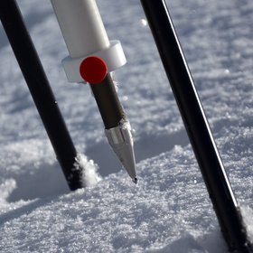 Tip of SnowMicroPen: meausuring snow properties in the field