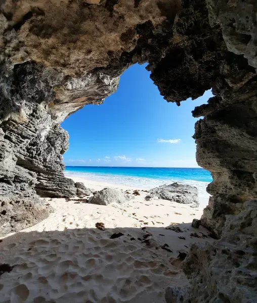 Bermuda Grotto at Low Tide