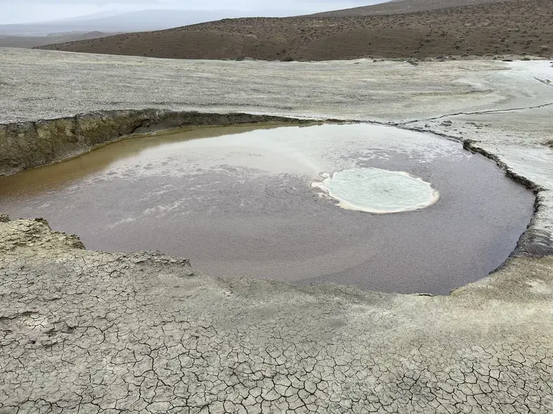 Mud volcano, bubbling lake