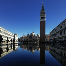 Venice, the city of resilience, the city of mirrors and mirages