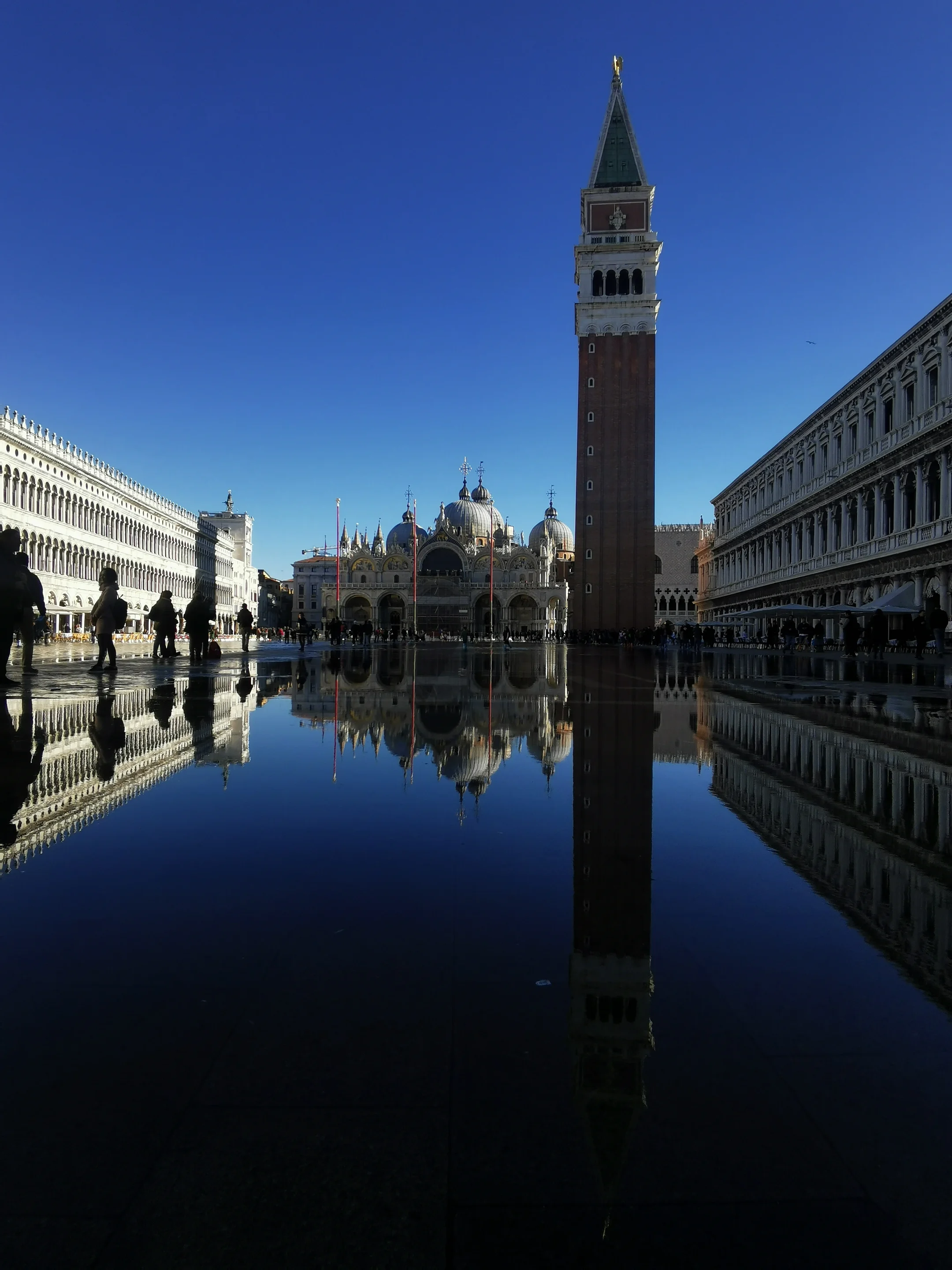 Venice, the city of resilience, the city of mirrors and mirages