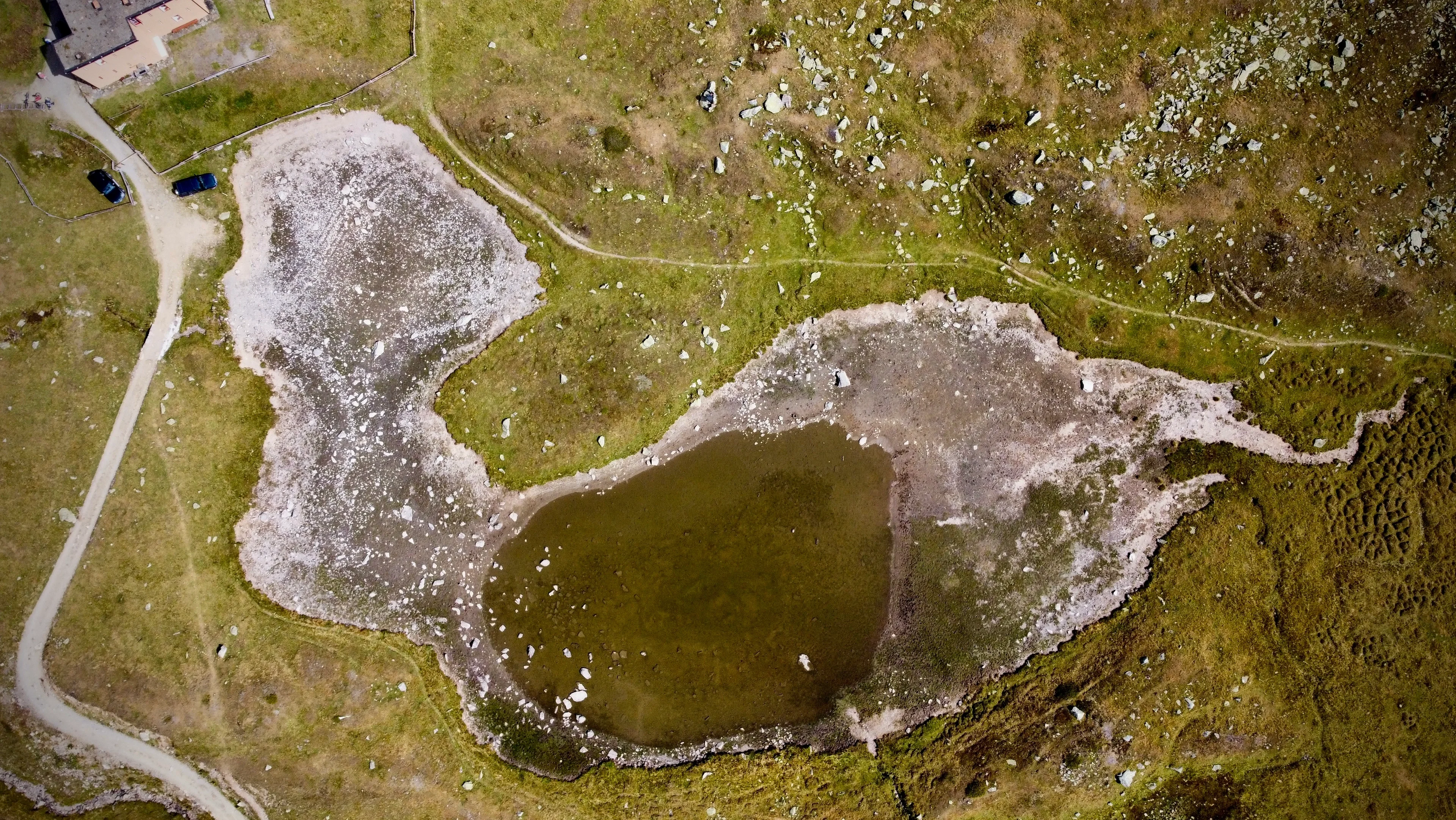 A ghost lake or a dry snail?