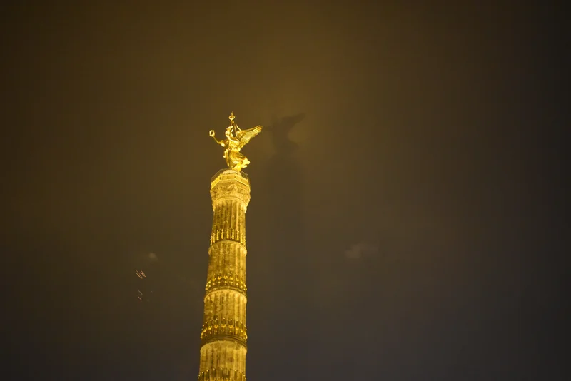 Smoke from fireworks: Shadow in thin air