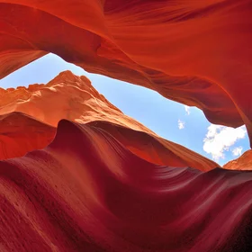 Color contrast at Upper Antelope Canyon