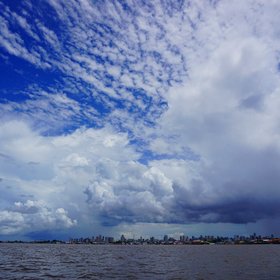 Cloudiness and precipitation regime in Amazonian cities.
