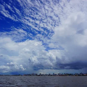 Cloudiness and precipitation regime in Amazonian cities.