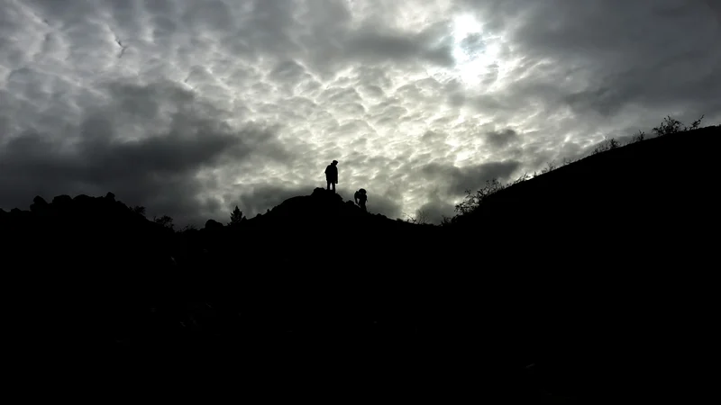 Between rocks and heaven