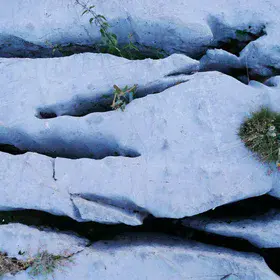 The scars of time in the Désert de Platé