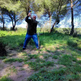 Soil scientists in action: Antonio performing vintage Soil Science