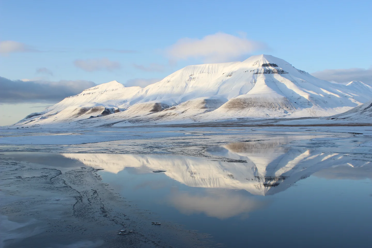 Mountain mirror Svalbard