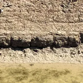 Soil columns: columnar soil structure sustaining cropped soils (SW Spain)