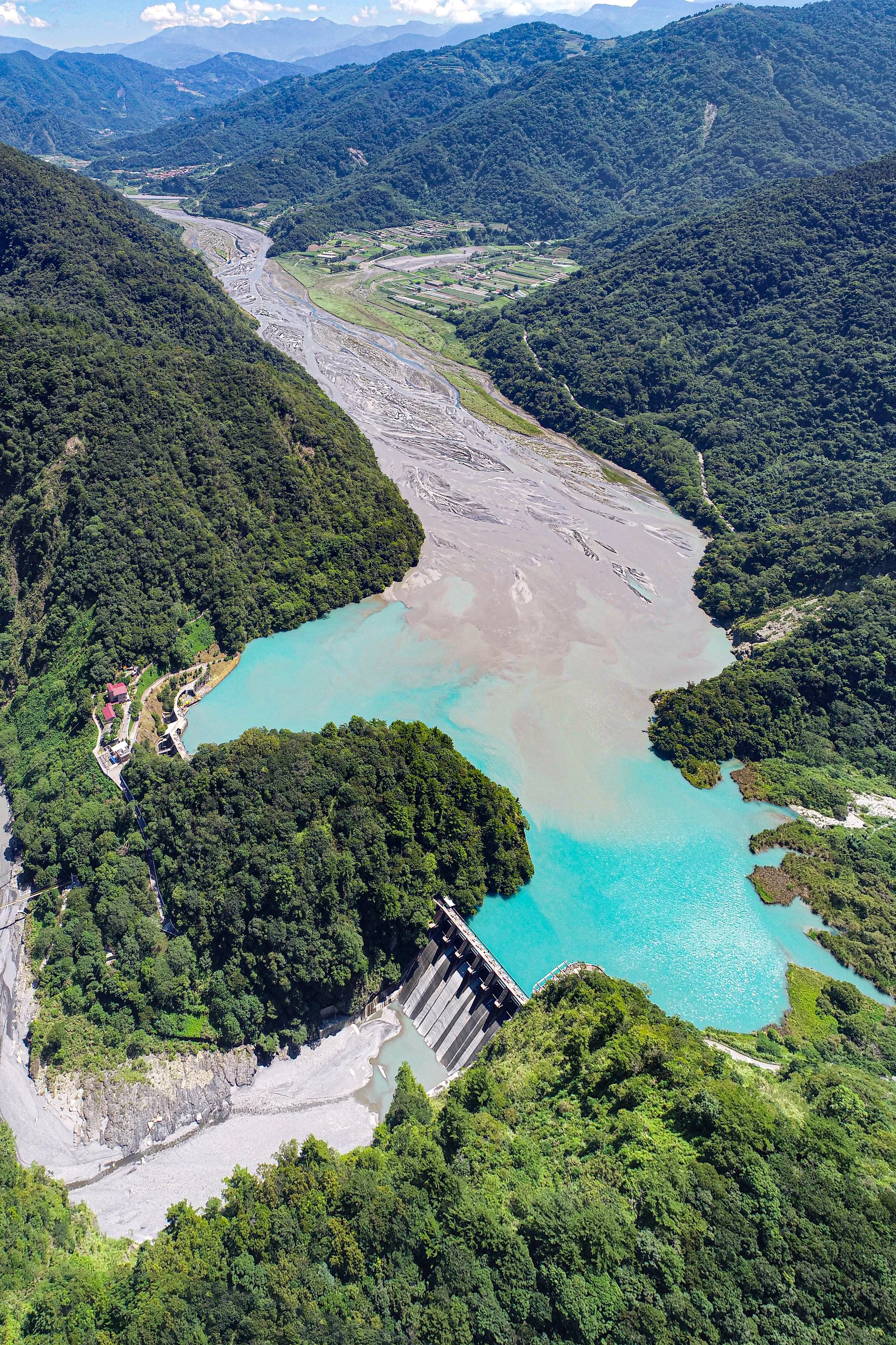 Reservoir with no water