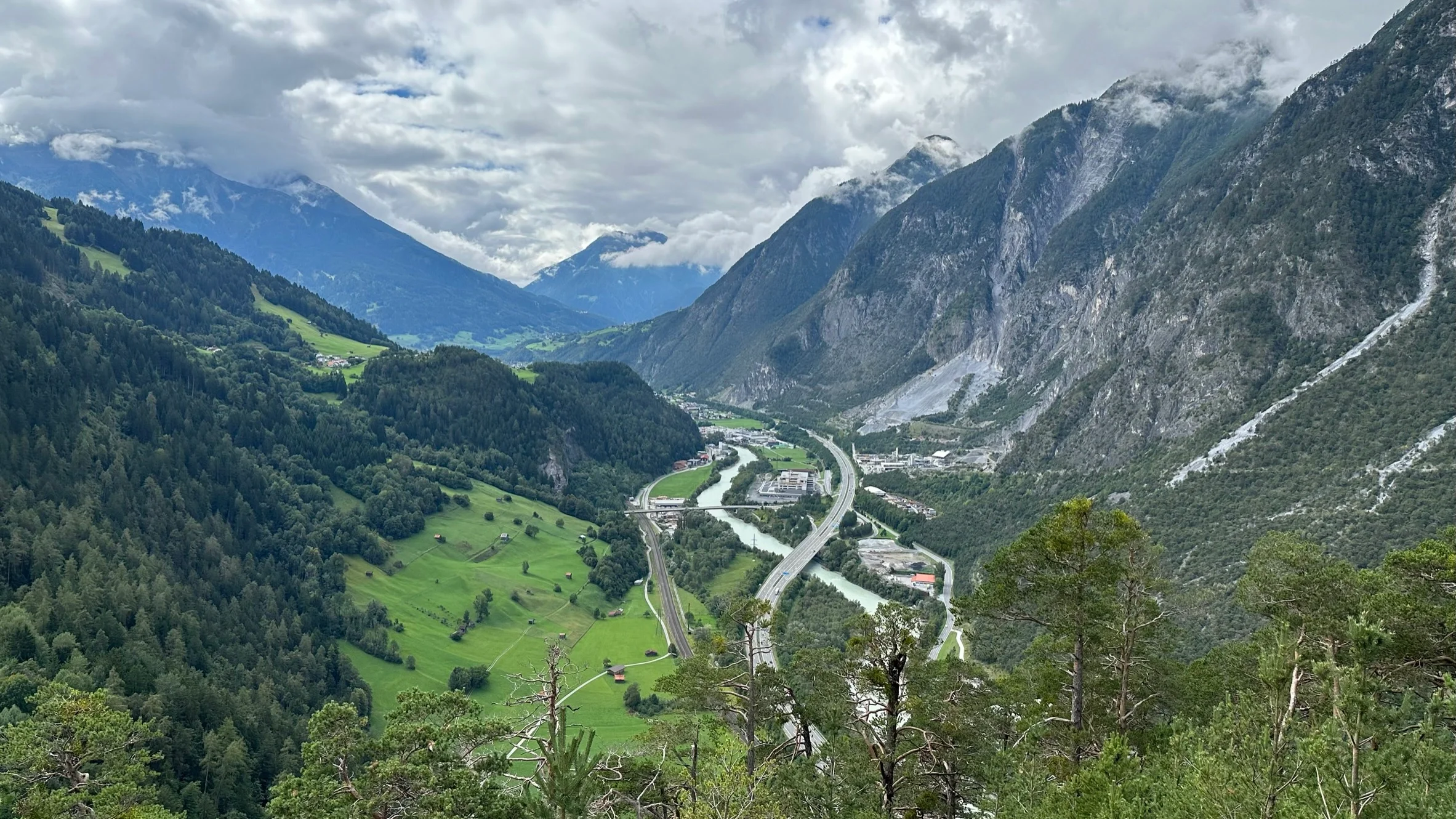 Braided patterns in a glacial valley