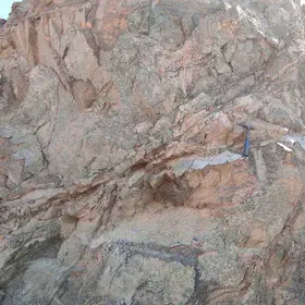 The outcrop of G3-granite