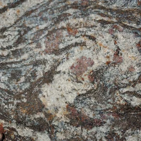 Migmatite 'sigmoid' in garnet-paragneiss