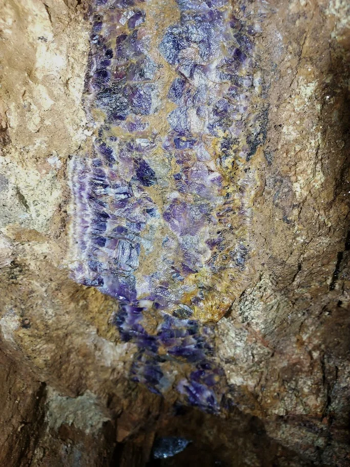 Amethyst vein from Pégut, Auvergne, France
