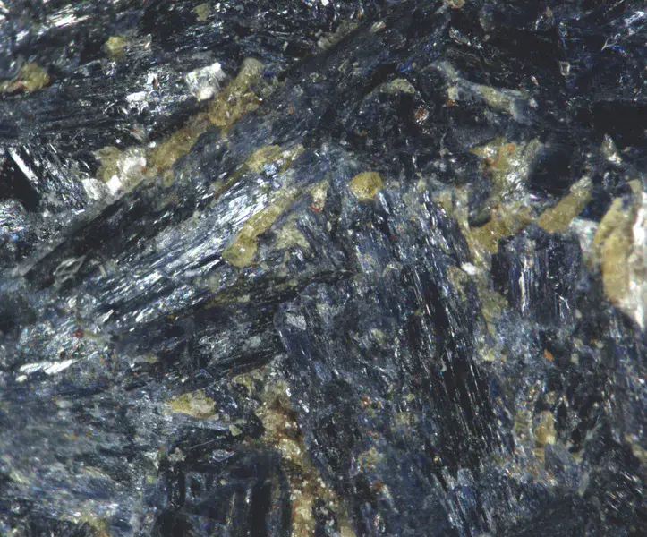 Glaucophane and epidotes in Blue schists