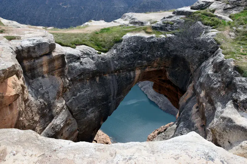 Taşbaşı Deliklitaş: Natural Arch and Botan River View