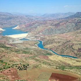 Alkumru Dam on Botan Stream: Water and Energy Management
