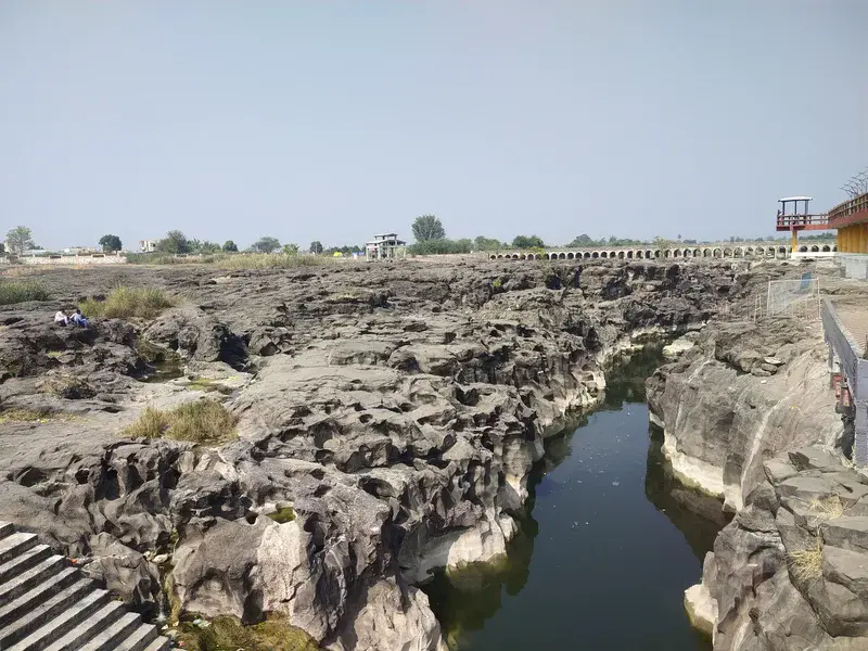 Pothole Formation in the Kukadi River at Nighoj