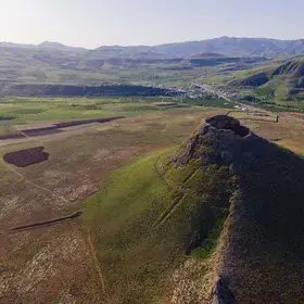 The dried crater of the travertine spring of Zendan Soleiman in Iran. (Mehrdad.Sarhangi)