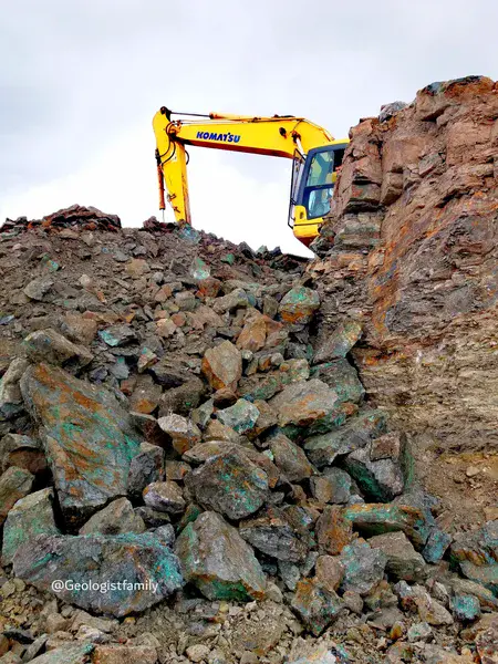 Cupper extraction from a local mine, Iran