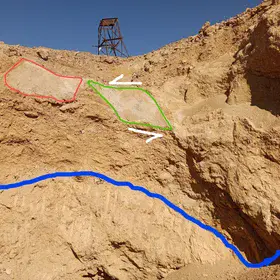 Outcrop of S-shaped Stretching occurred in a layer of highly altered Limegrits