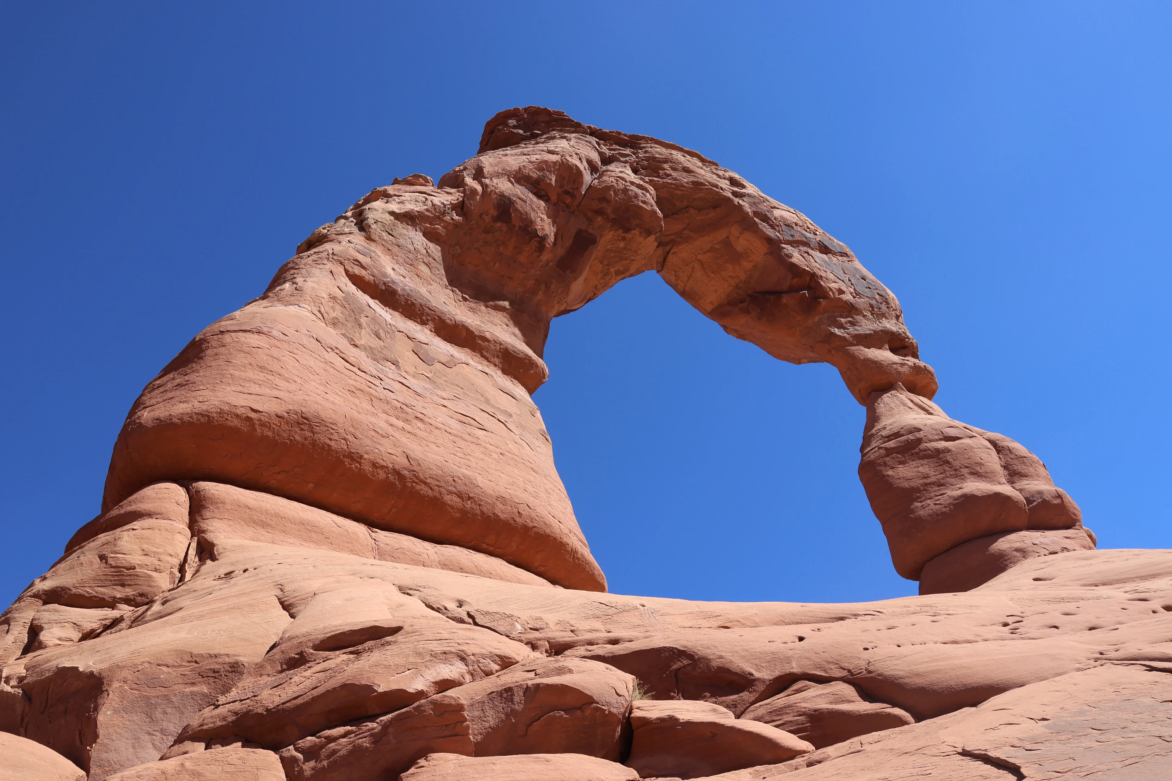 Unusual and delicate weathering landform