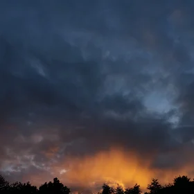 The sky is on fire !