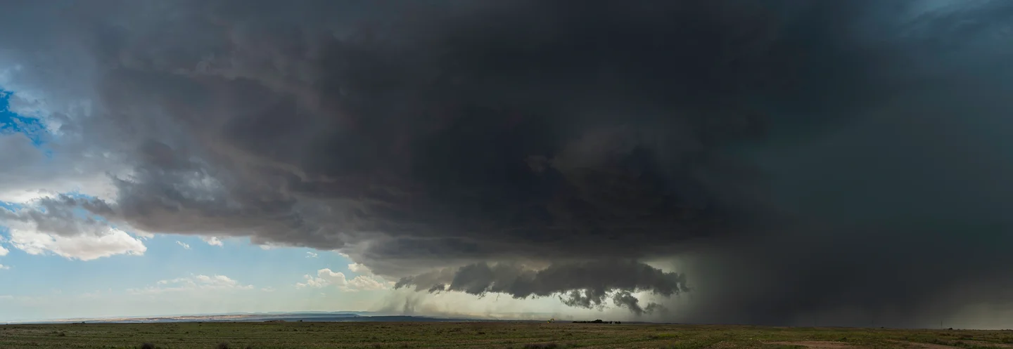 Cold pool dynamics in action in a supercell