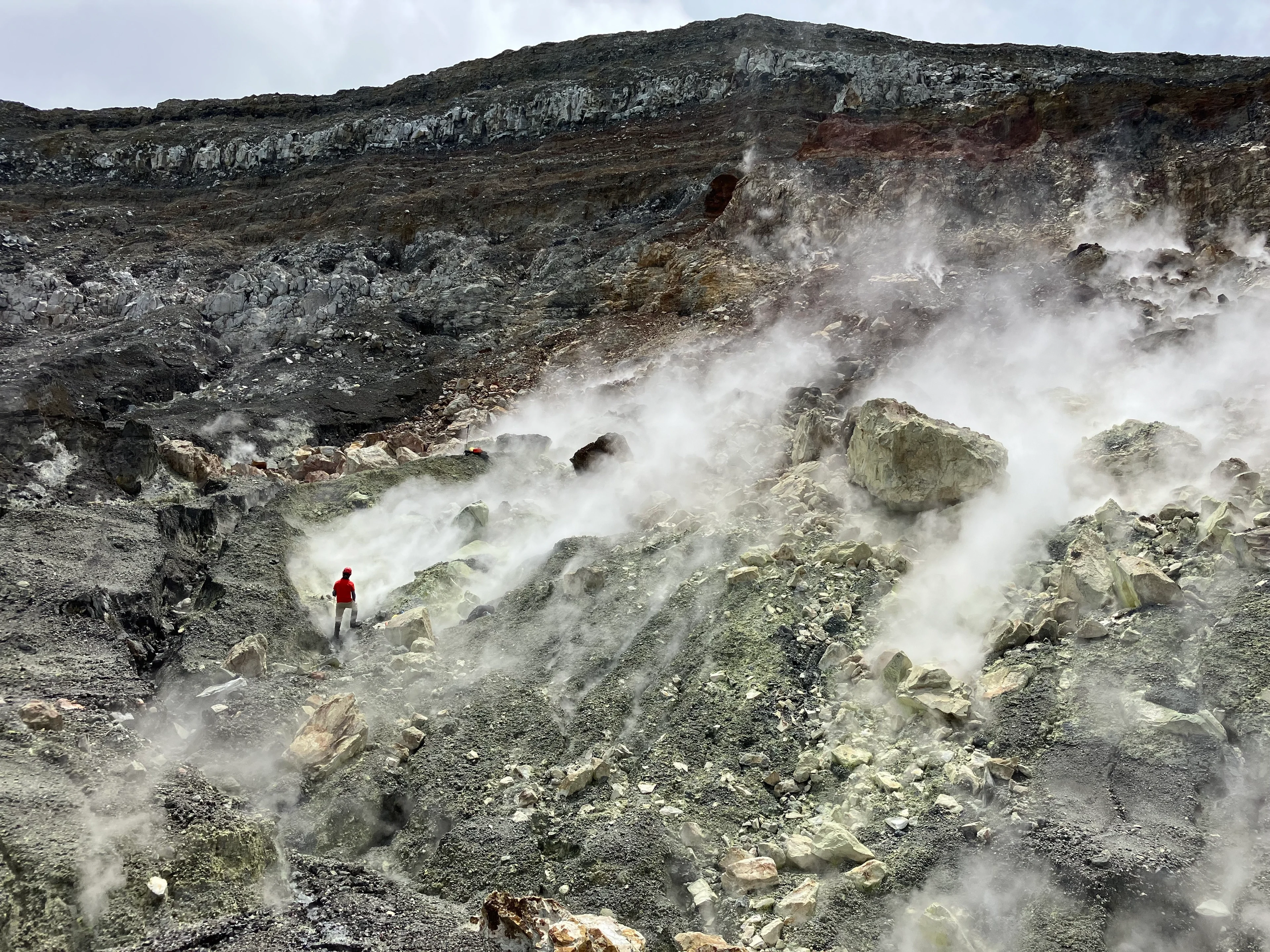 Altered collapse at Poás volcano (Costa Rica)