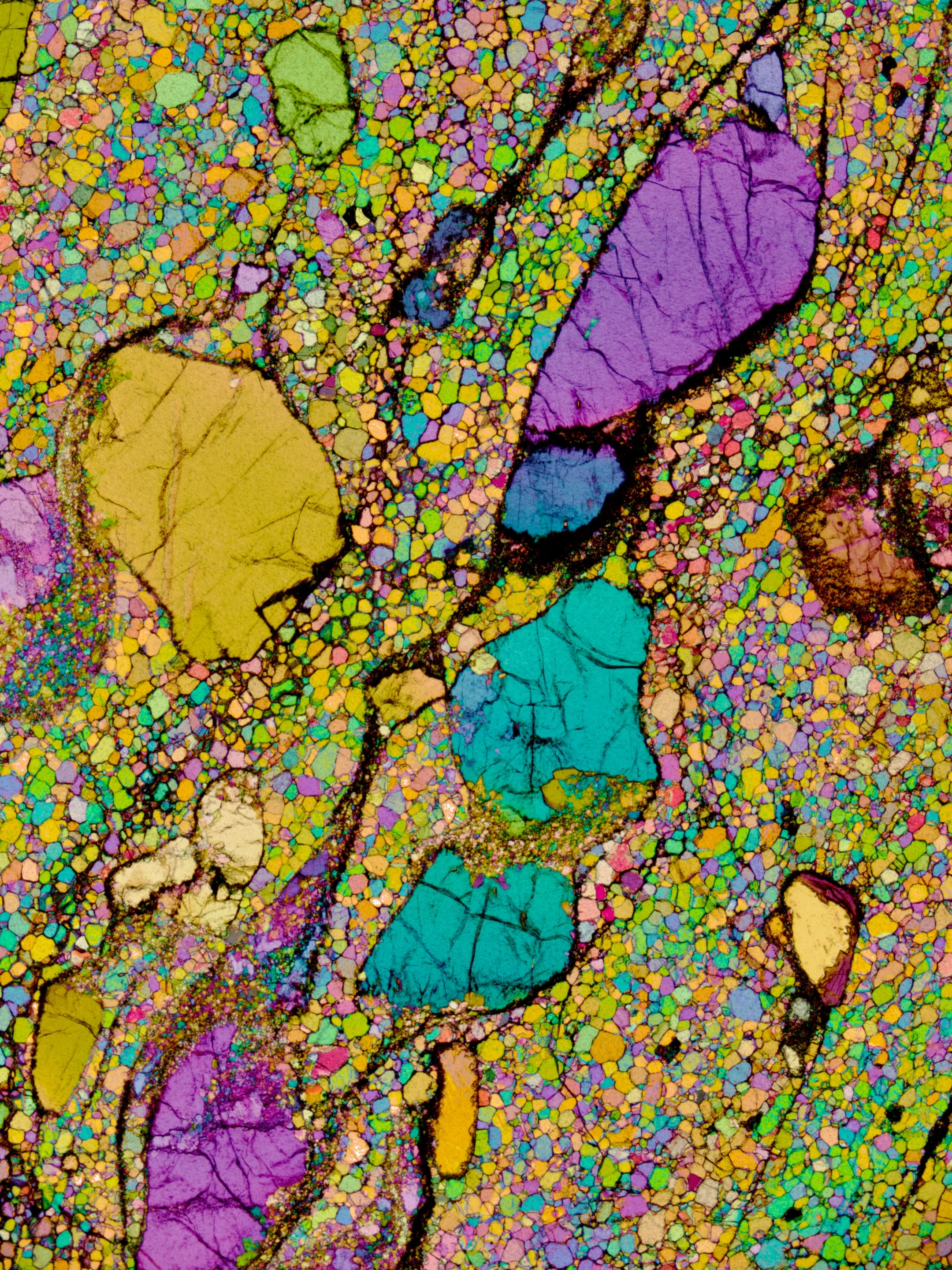 A stunning mylonitic peridotite xenolith from Udachnaya kimberlite