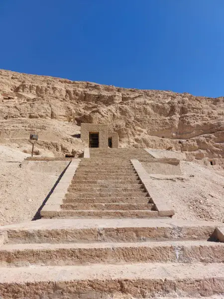 A Stratigraphic Sequence Carved in Stone – Rock-Cut Tombs in Limestone and Shale Formations of Hammamiya.