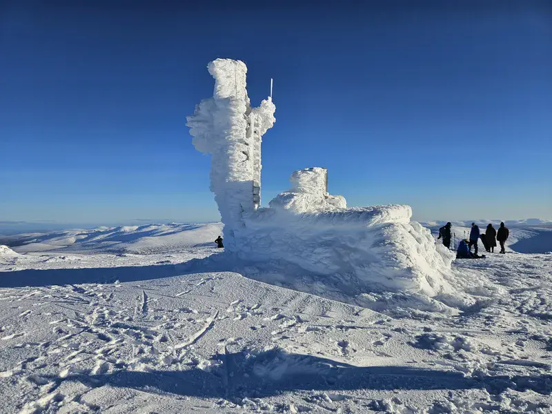 In Rare Clear Skies, the Lasting Signs of Winter on Cairn Gorm Remain