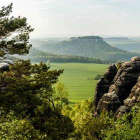 The Sandstone, The Fortress and The Geomorphologist
