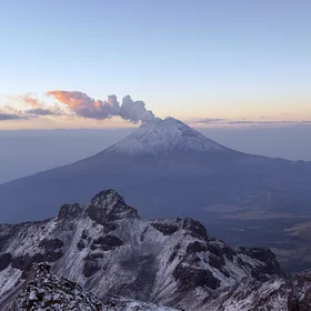 Popocatépetl at dawn